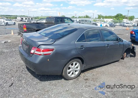 2011 Toyota Camry Le z USA, uszkodzony, nr VIN 4T1BF3EK6BU684661